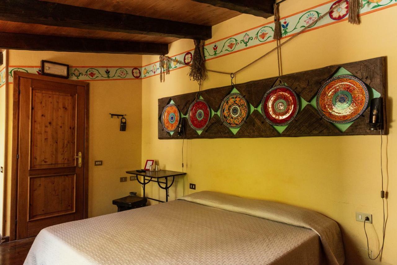 Agriturismo Mezzaluna Malchina Exteriér fotografie